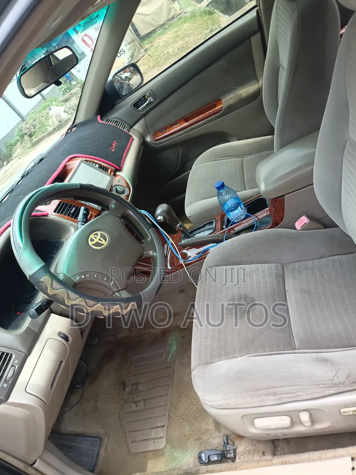 Toyota Camry LE V6 4dr Sedan (3.0L 6cyl 5A) 2005 Gray