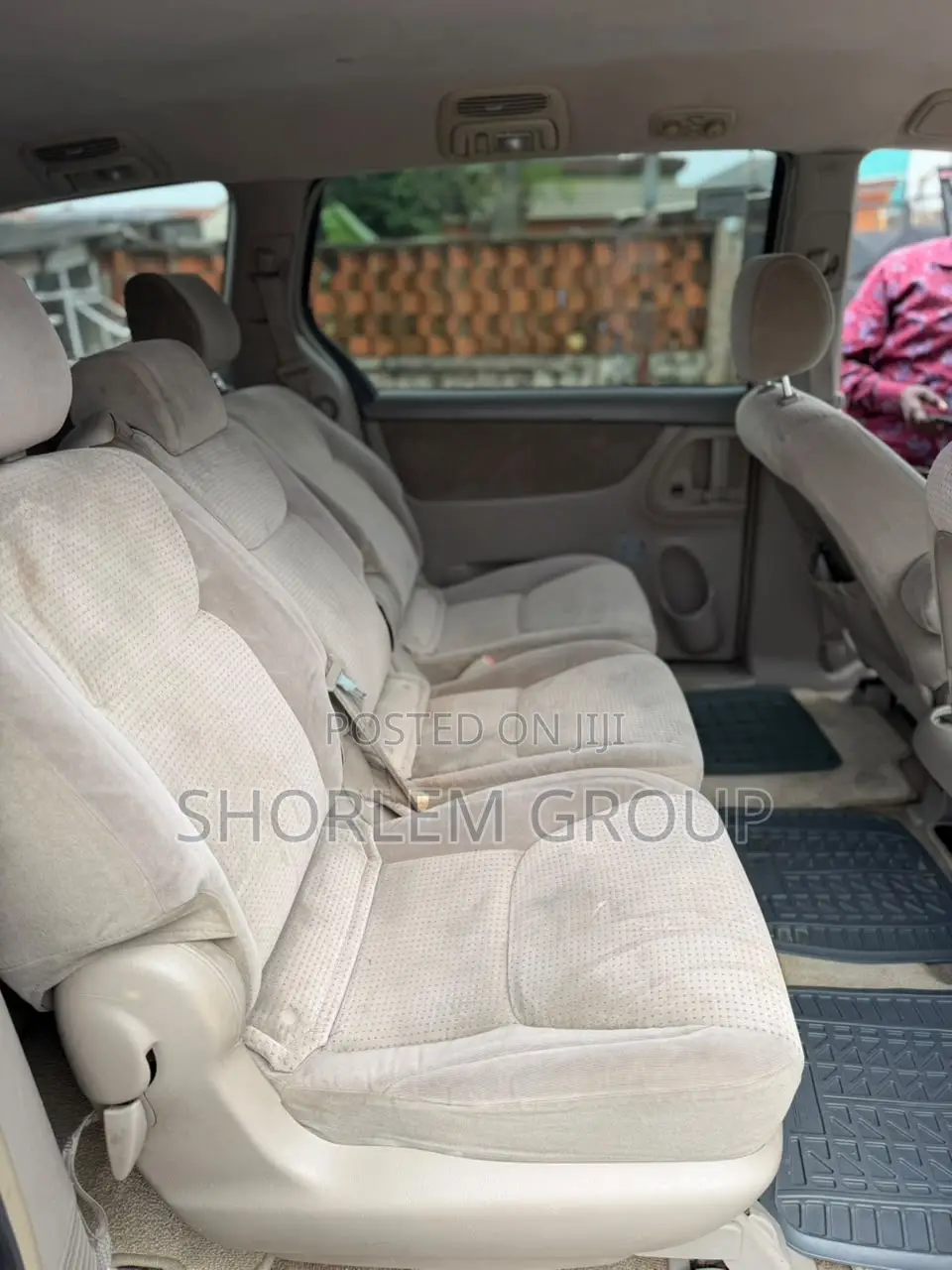 Toyota Sienna 2005 Red