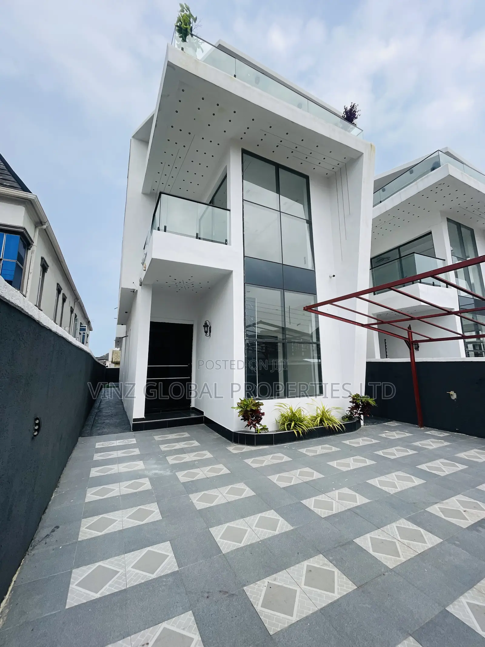 5bdrm Duplex in Ajah for sale