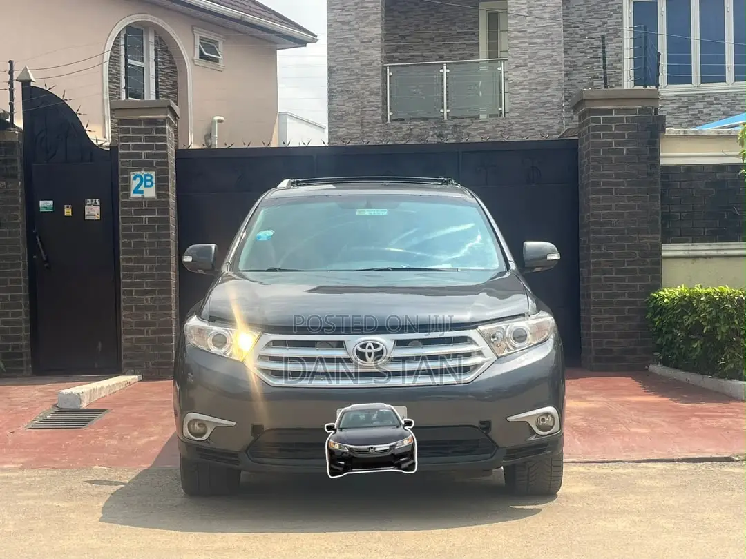 Toyota Highlander 2010 Gray