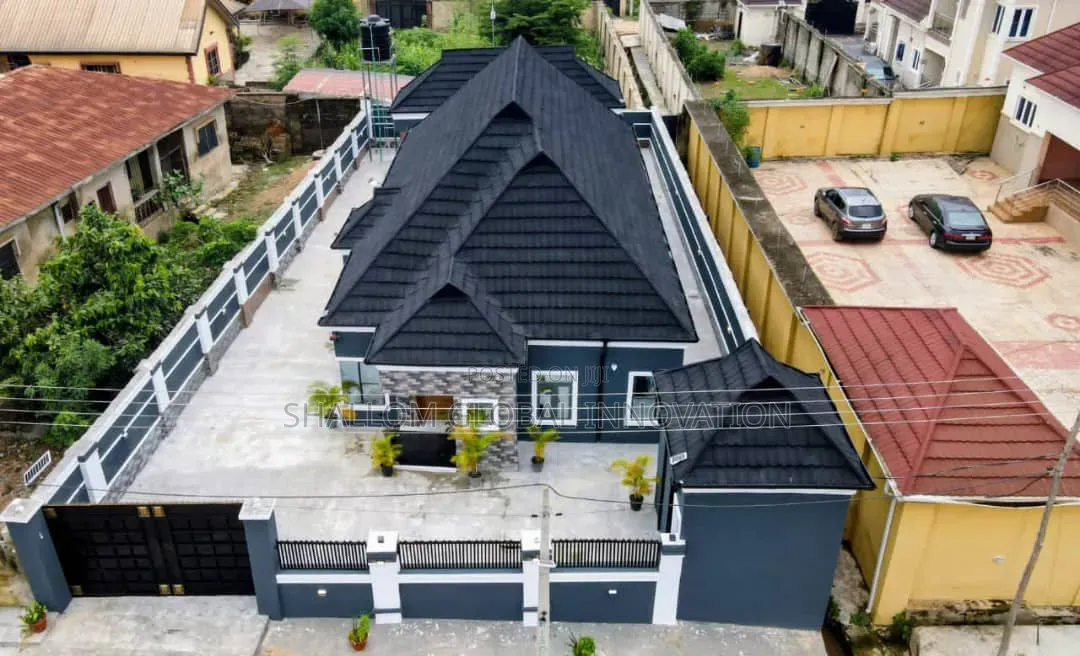 3bdrm Bungalow in Olusetan, Akala Express for sale