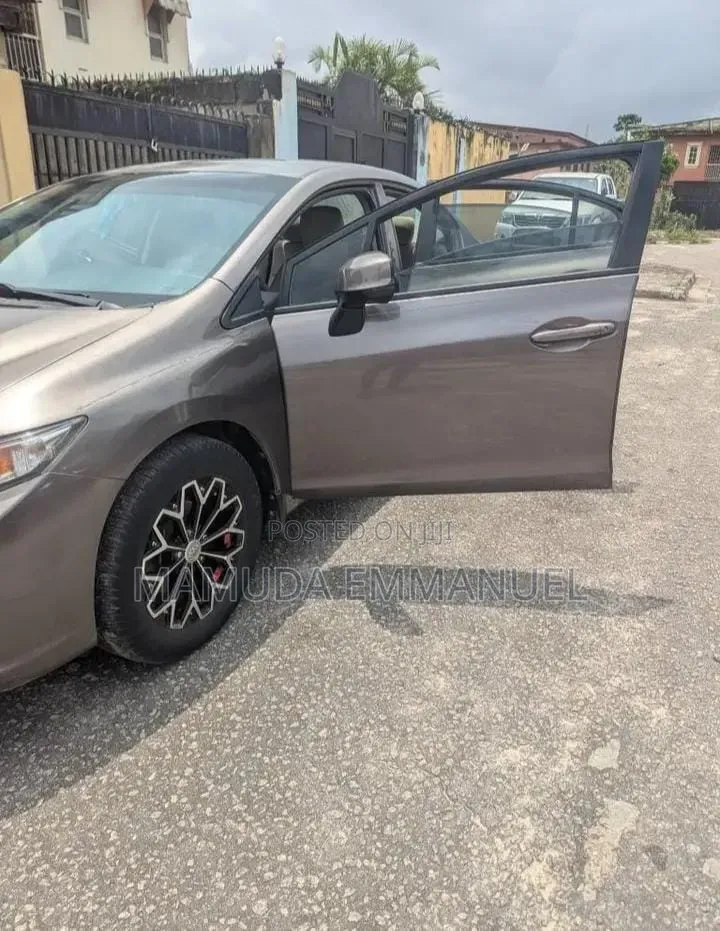 Honda Civic 2014 Gray