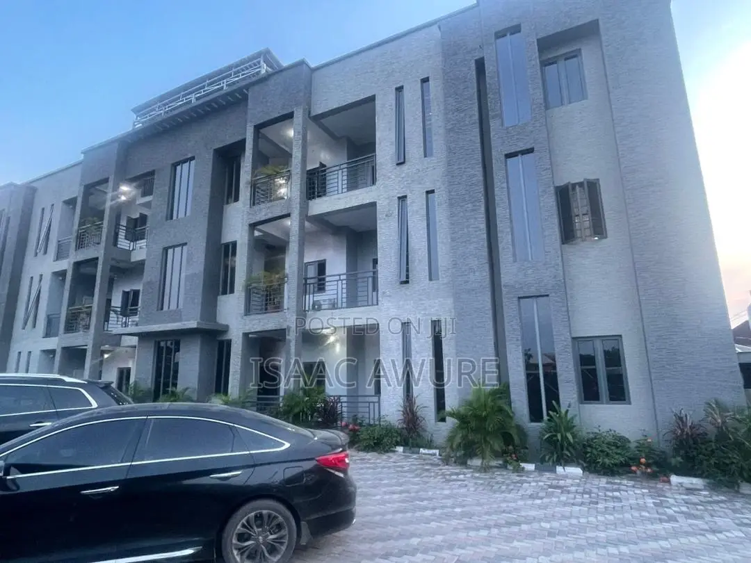 Beautiful and Cozy Two Bedroom Apartment