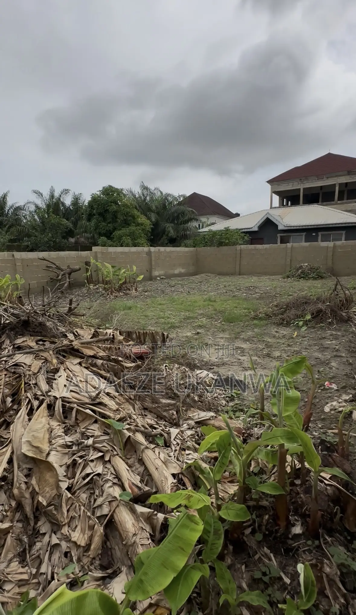 Land for Sale: 1,832sqm