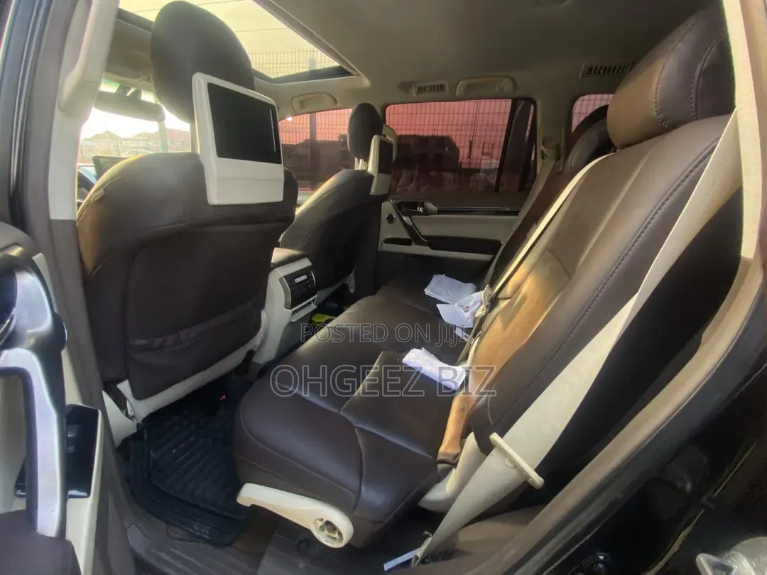 Lexus GX 460 AWD 2023 Black