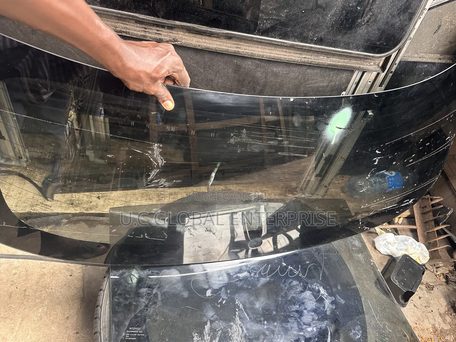 Back Windscreen Glass for Toyota Highlander 2021 Available Now HMU