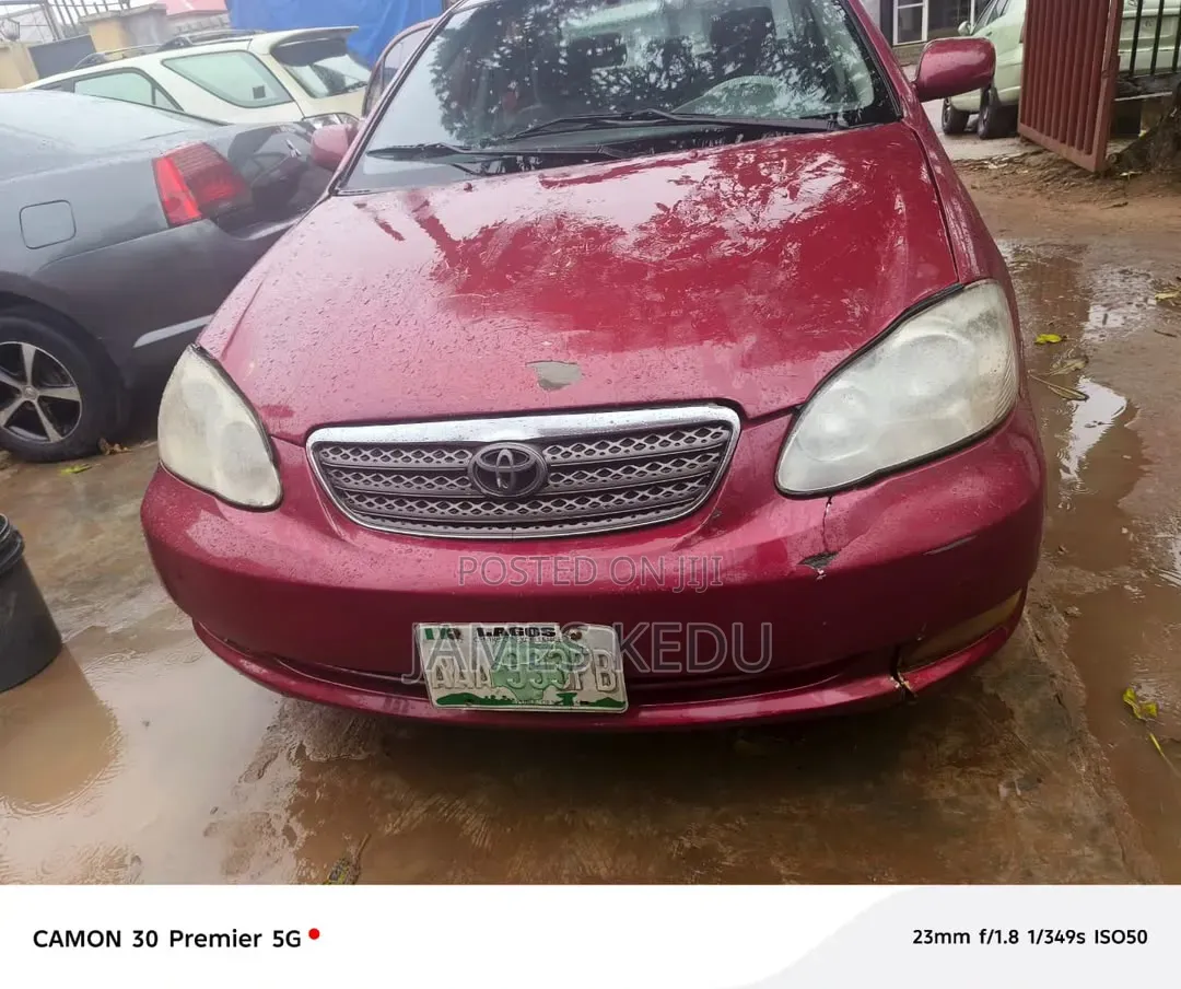 Toyota Corolla 2006 Red