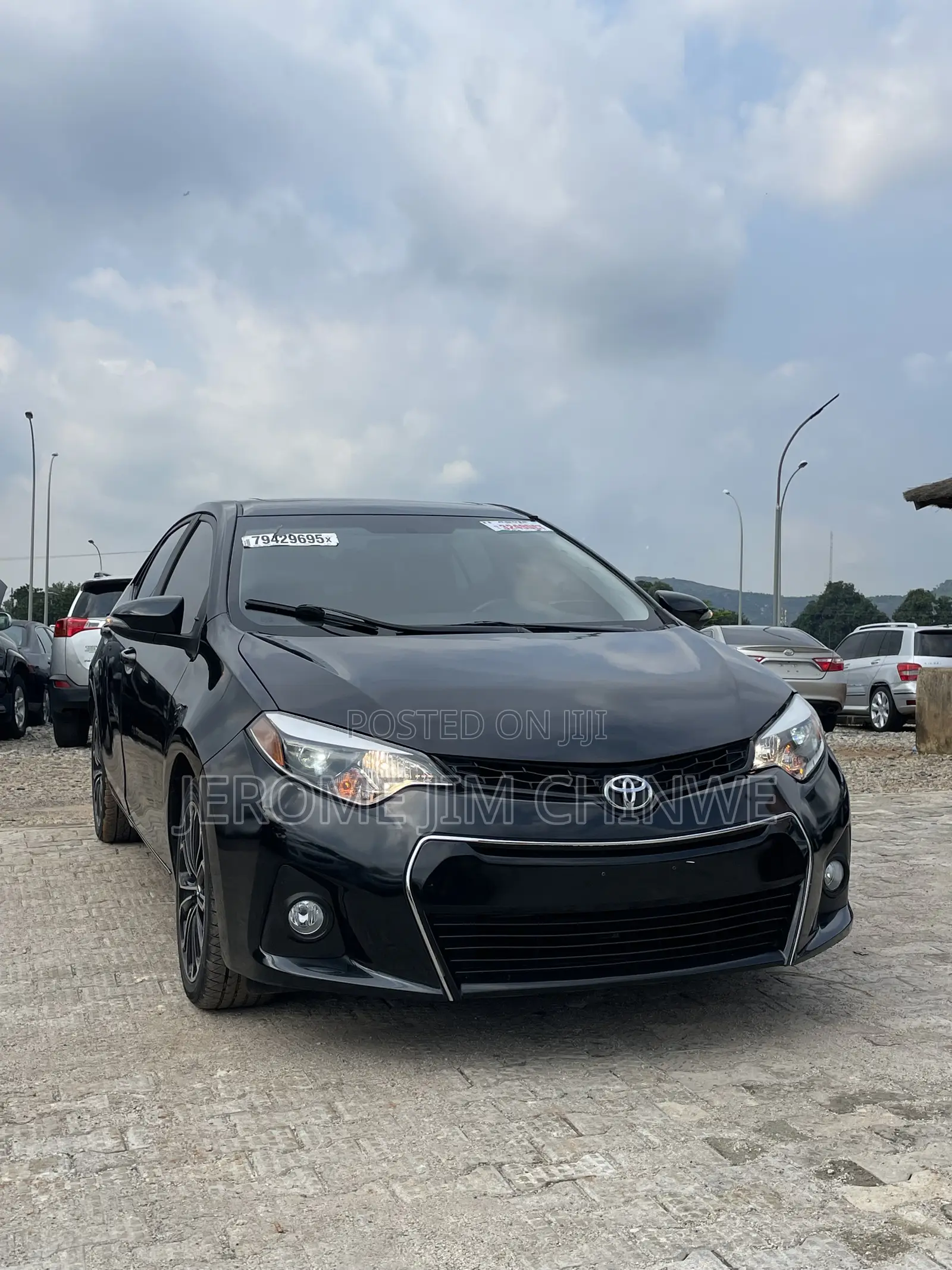Toyota Corolla 2015 Black
