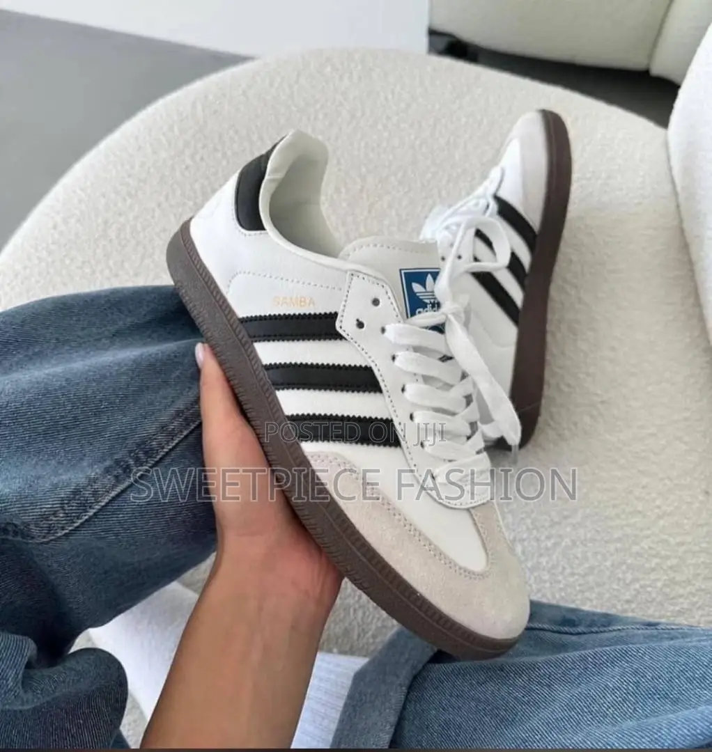 Adidas Samba Style Sneakers