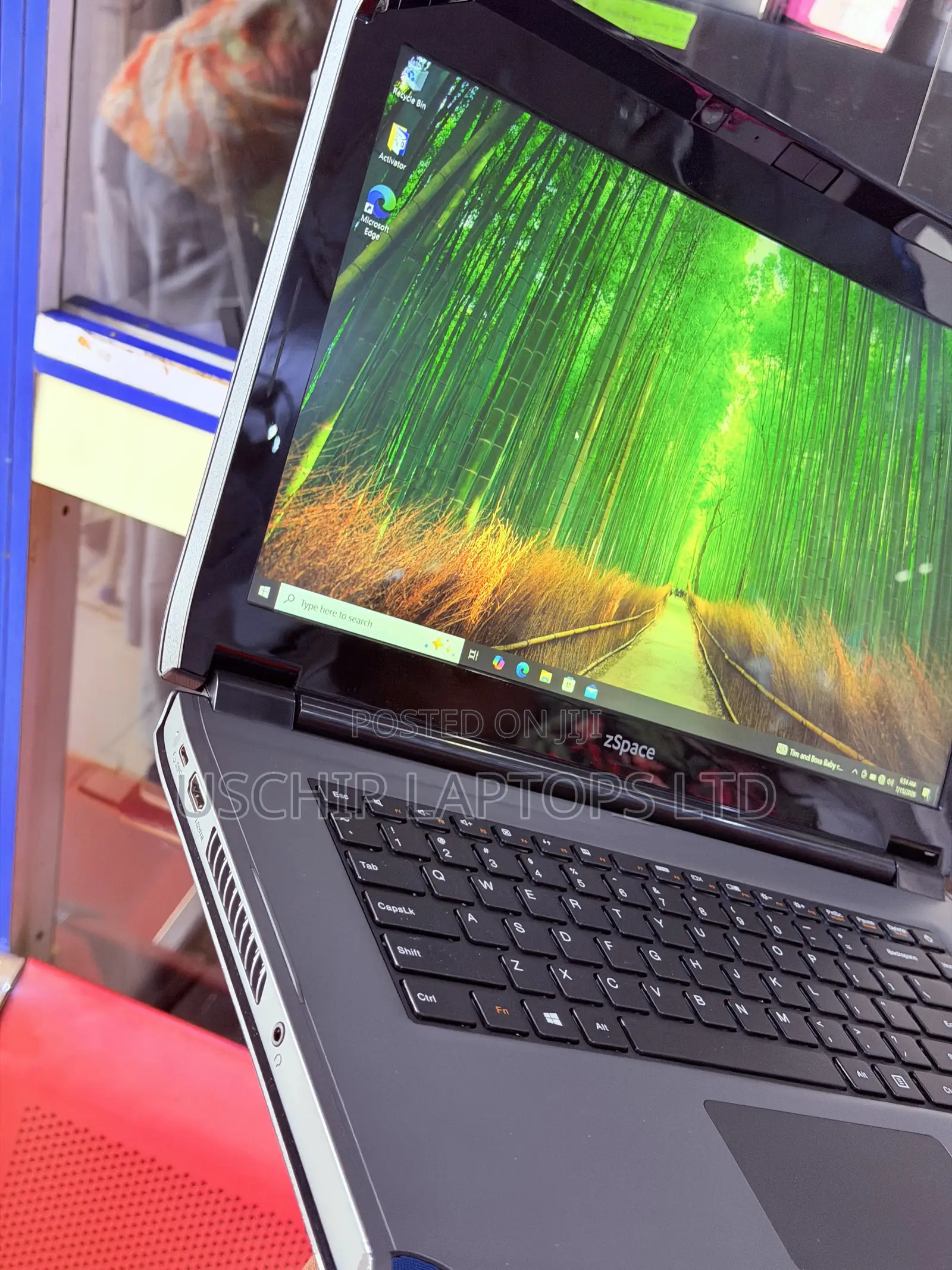 New Laptop Zyrex 8GB AMD A10 SSD 256GB