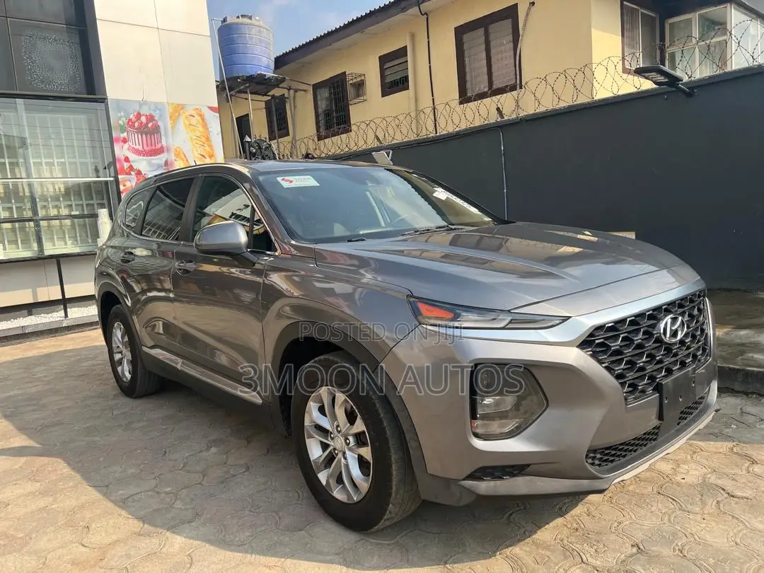 Hyundai Santa Fe SE 2.4 FWD 2019 Gray