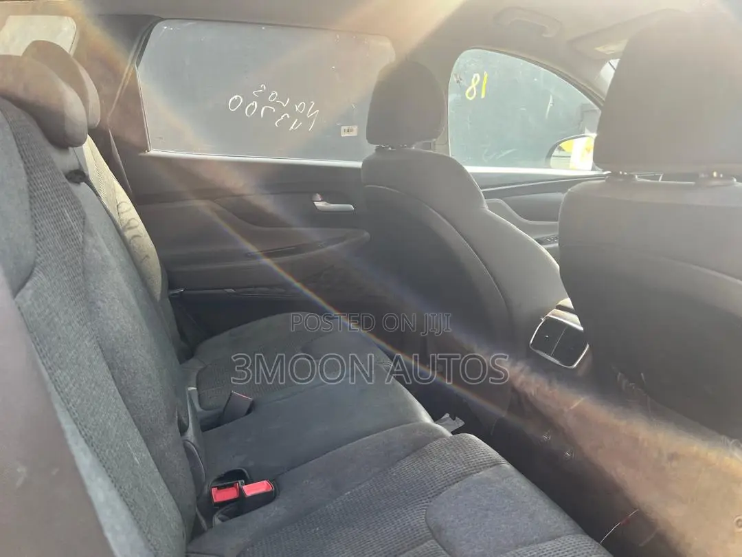 Hyundai Santa Fe SE 2.4 FWD 2019 Gray
