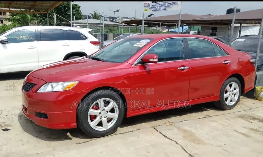 Toyota Camry 2.4 SE 2008 Red