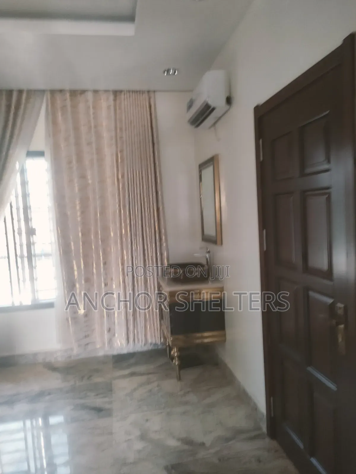 4bdrm Duplex in Marine Estate Life for sale