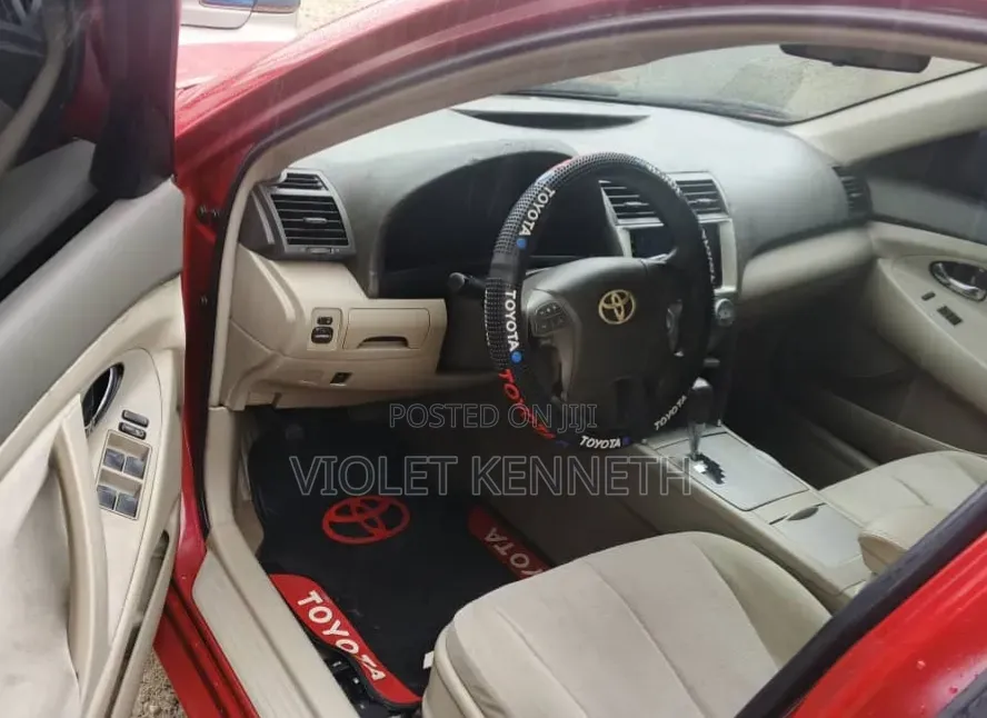 Toyota Sienna 2007 Red