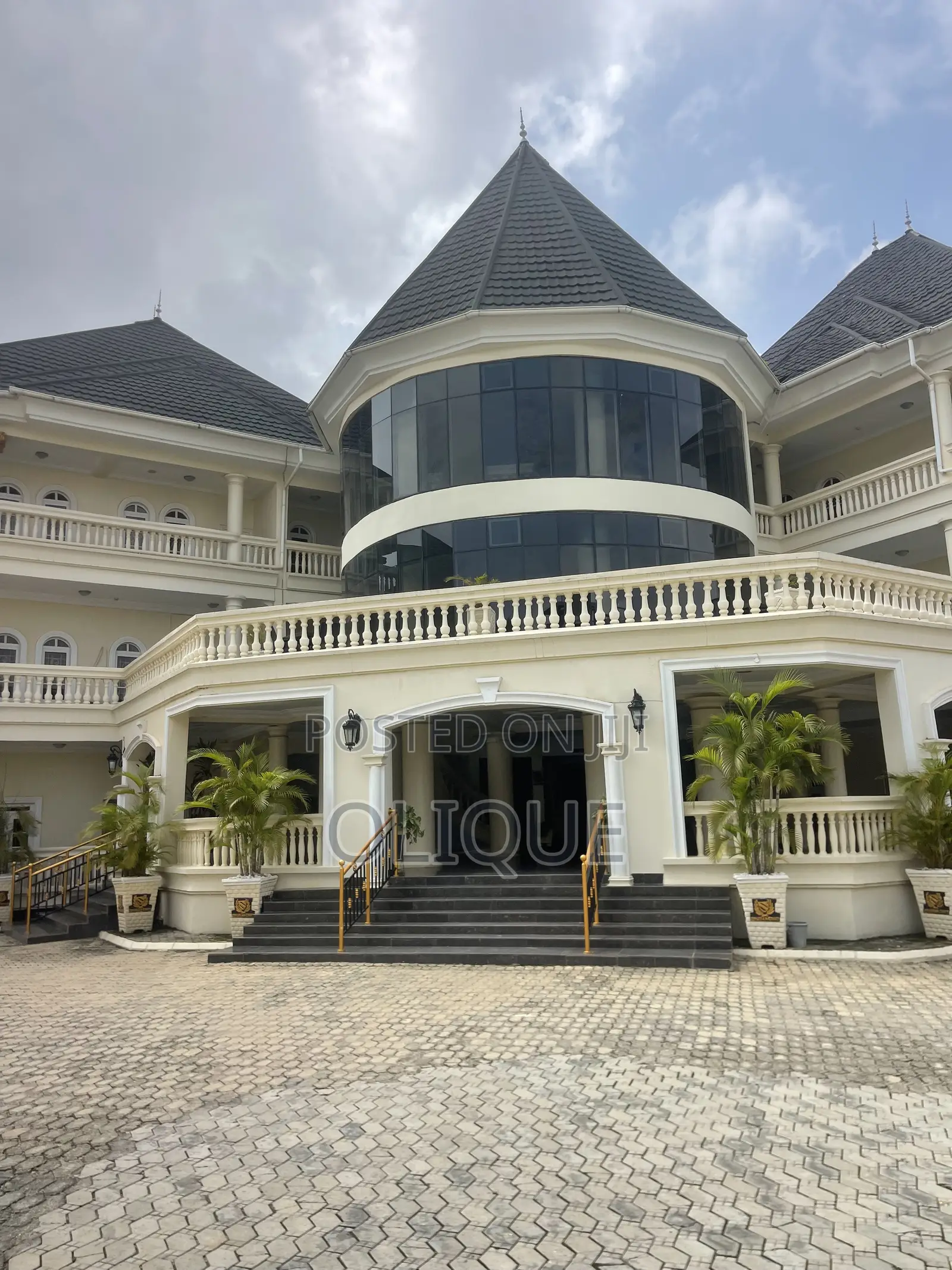 Furnished 20bdrm Duplex in Katampe Extension for rent