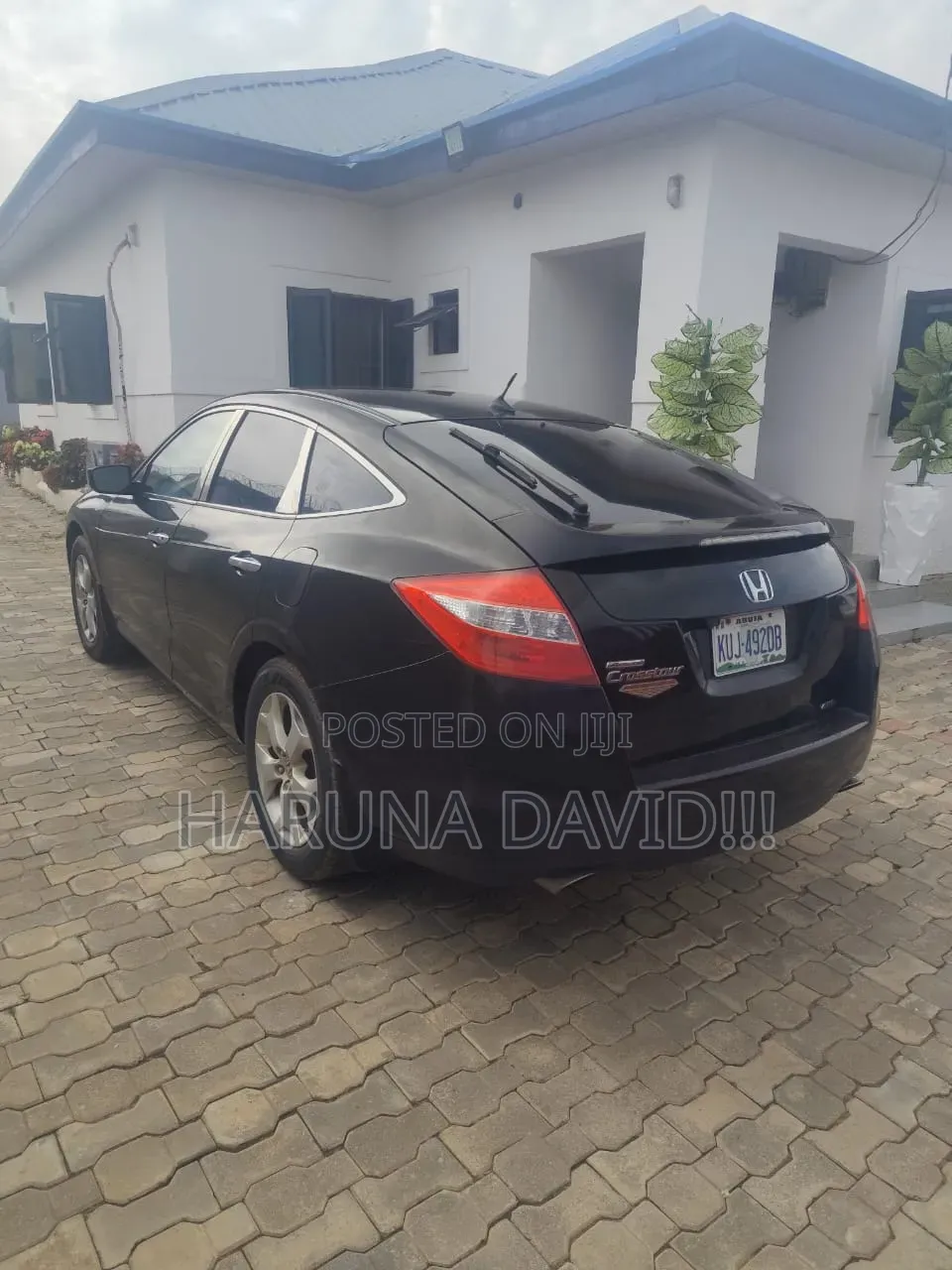Honda Crosstour 2010 Black