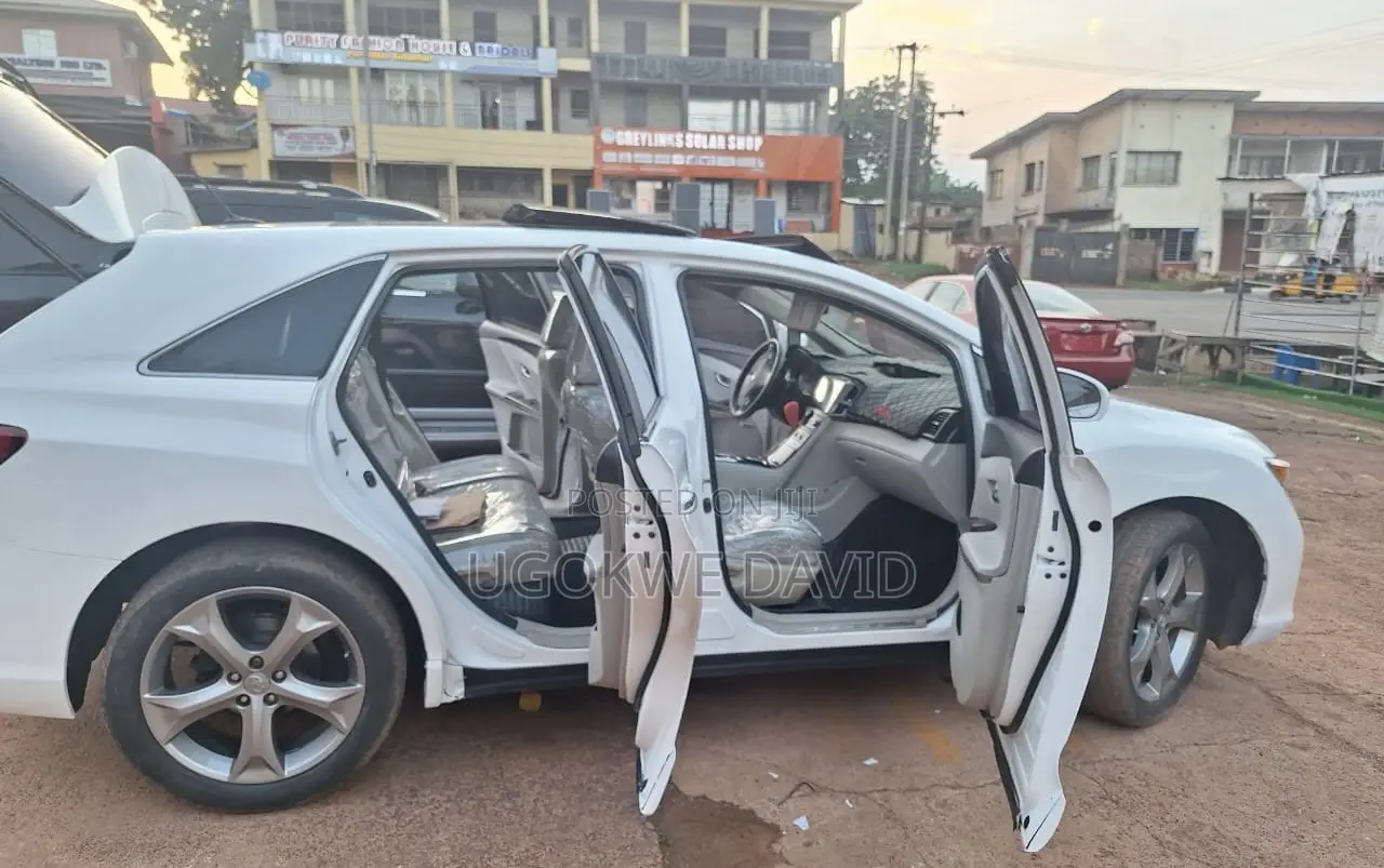 Toyota Venza 2013 White