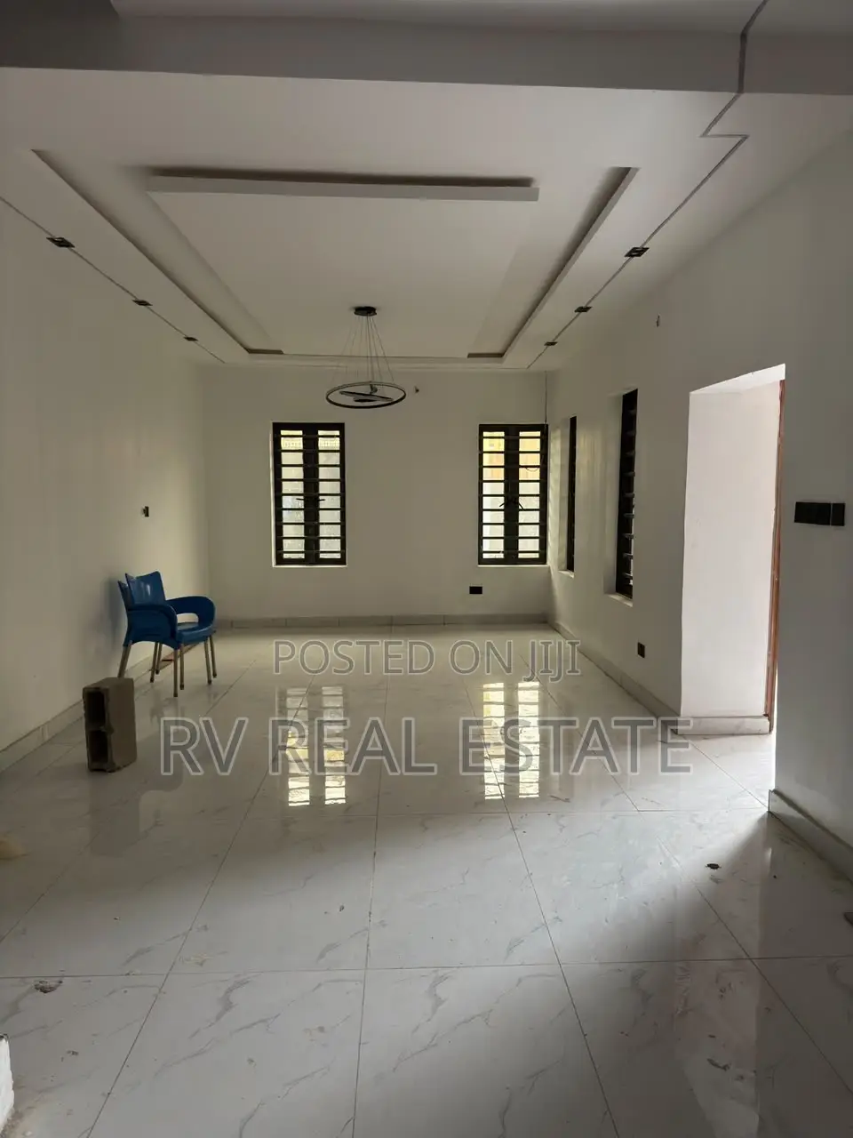 4bdrm Duplex in Ikeja for sale