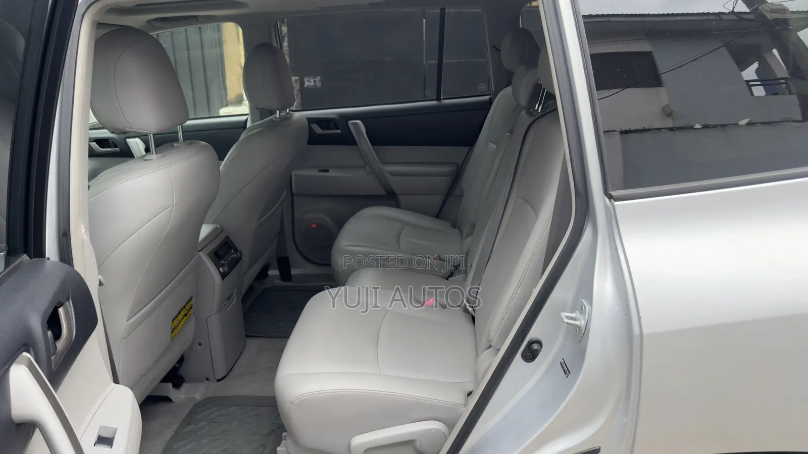 Toyota Highlander 2009 Silver