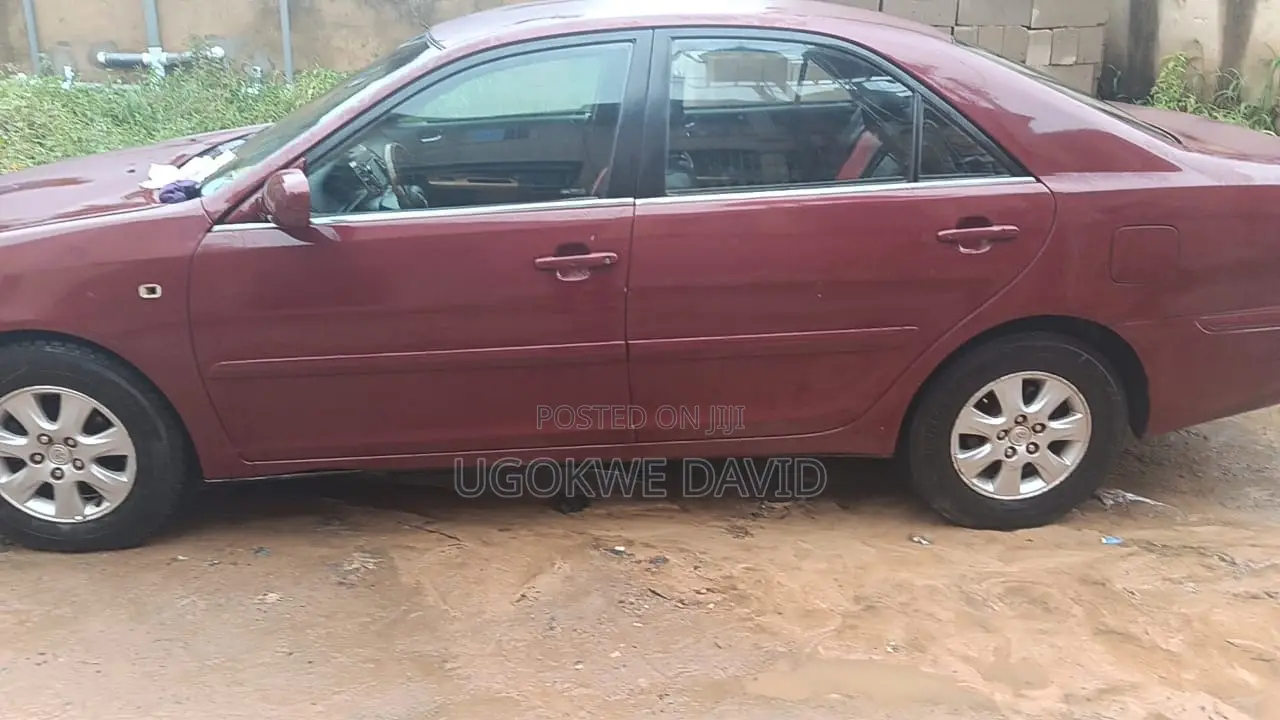 Toyota Camry 2005 Red