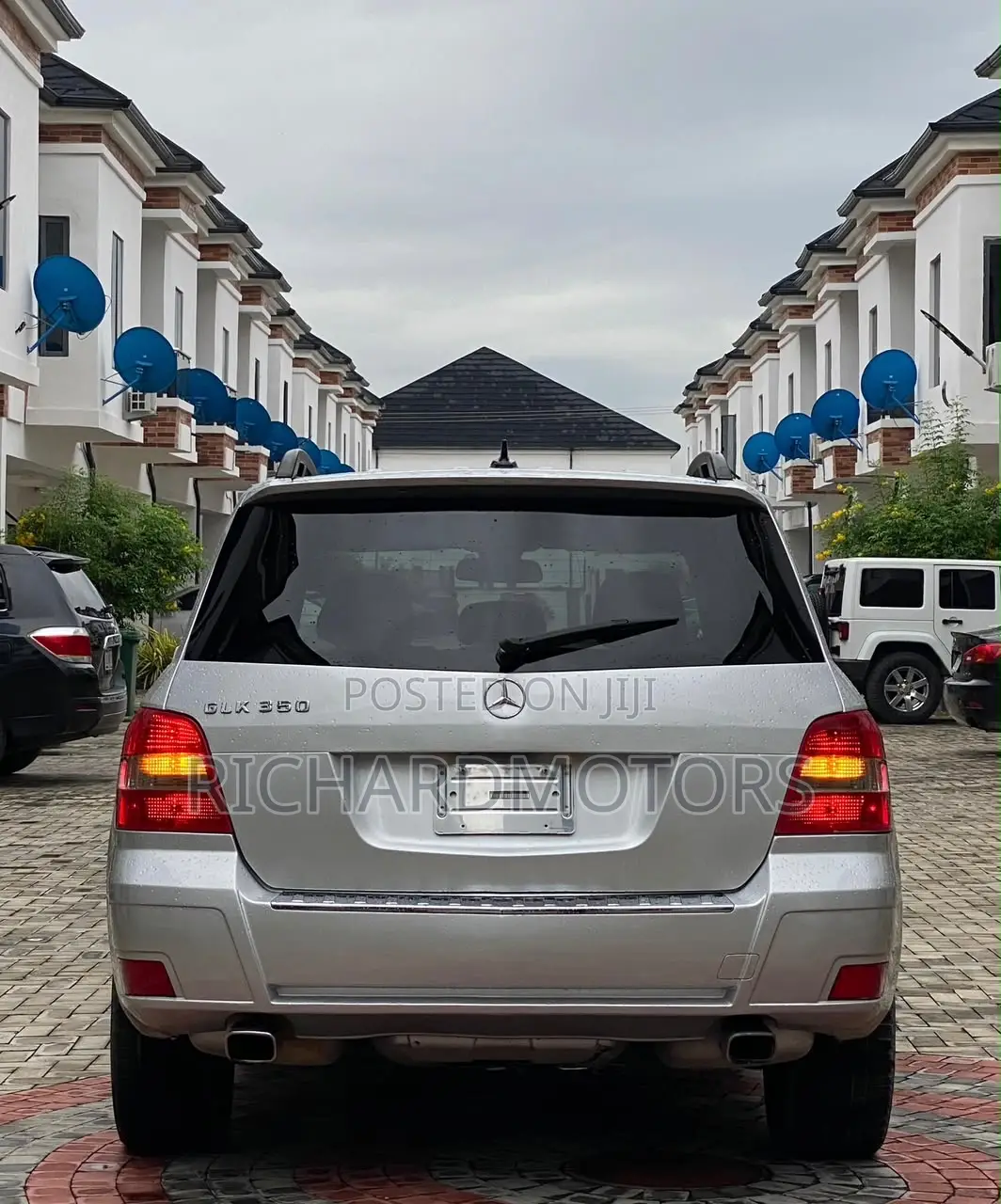 Mercedes-Benz GLK-Class 350 4MATIC 2012 Gray