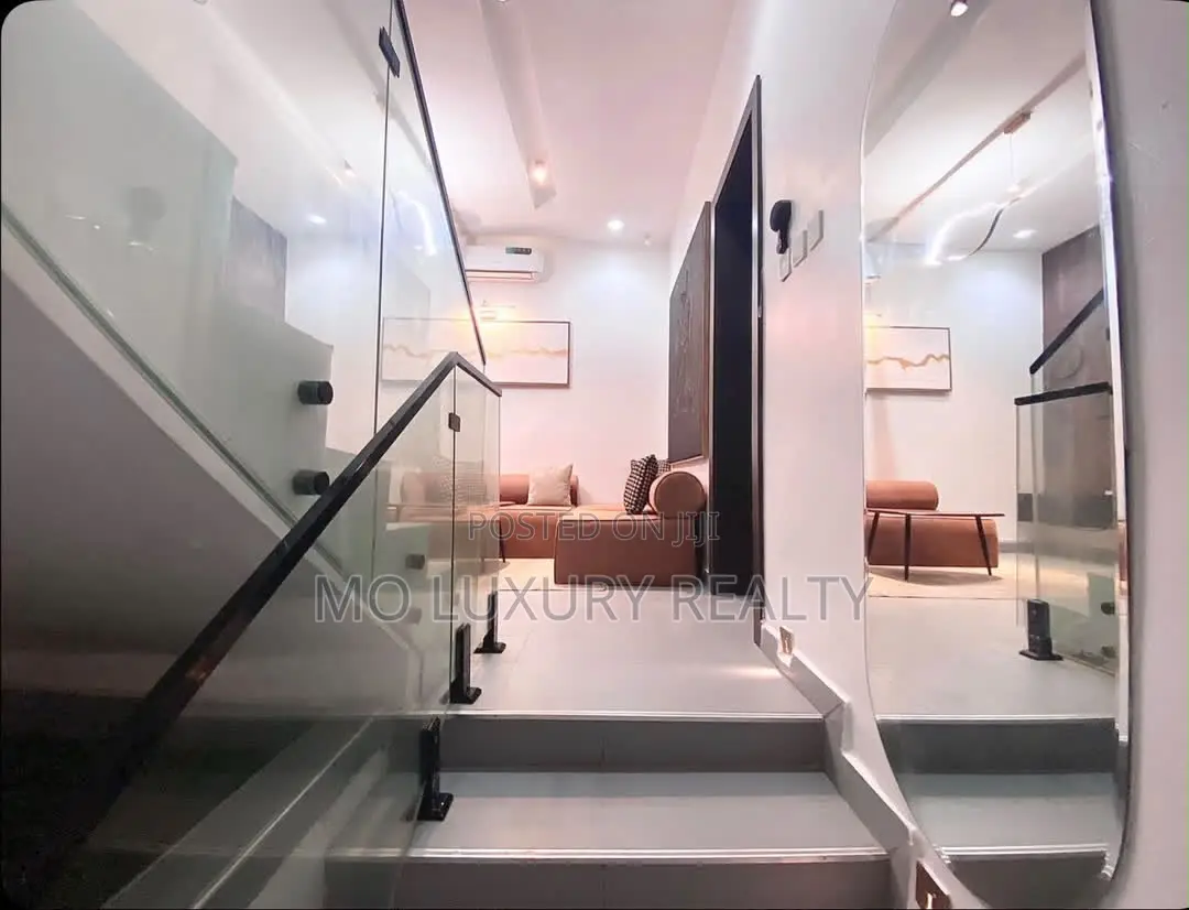 Furnished 4bdrm Townhouse / Terrace in Lekki Phase 1 for rent