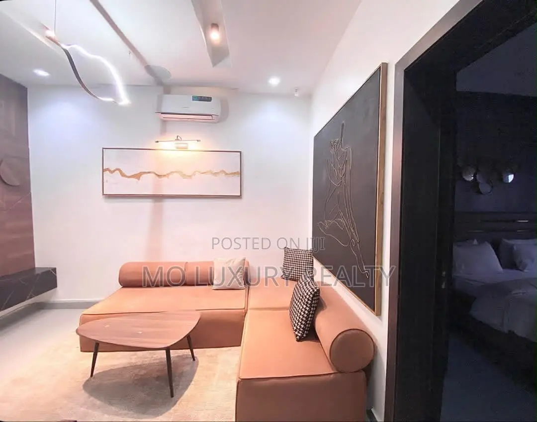 Furnished 4bdrm Townhouse / Terrace in Lekki Phase 1 for rent