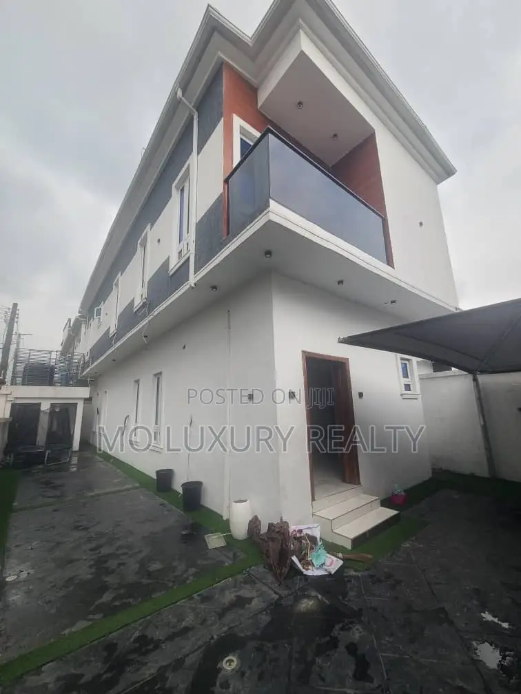4bdrm Duplex in Ologolo for rent