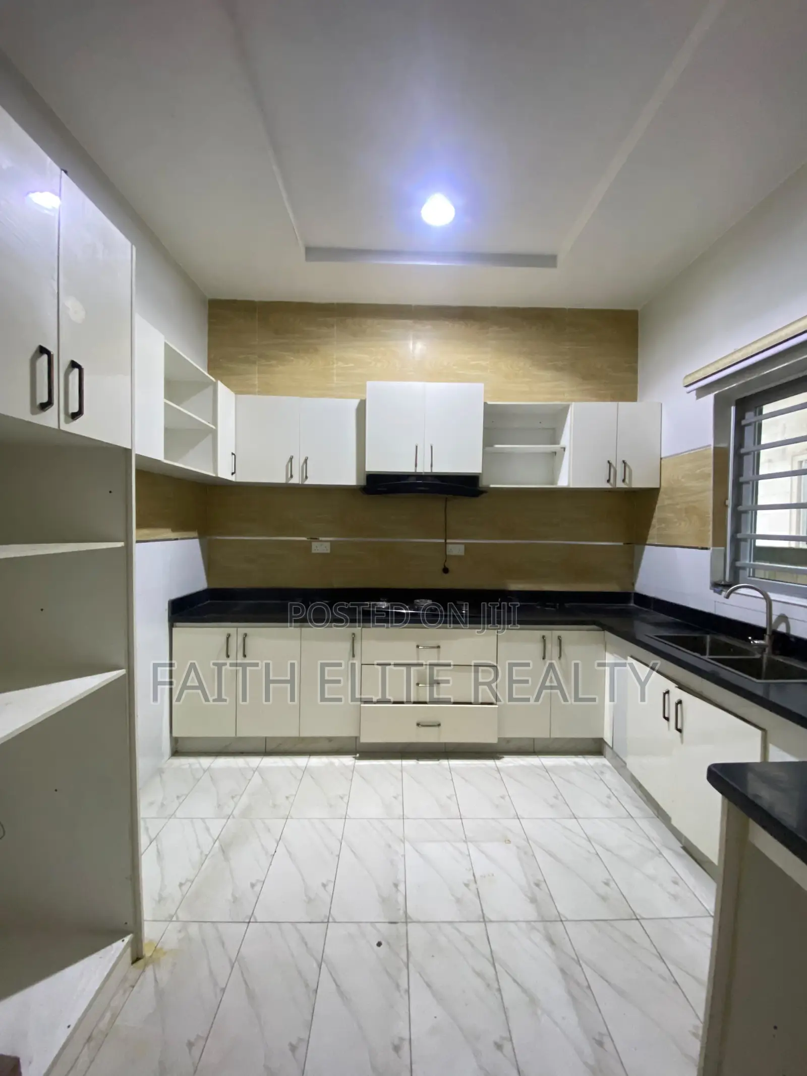 4bdrm Duplex in Oral Extension, Lekki Expressway for rent
