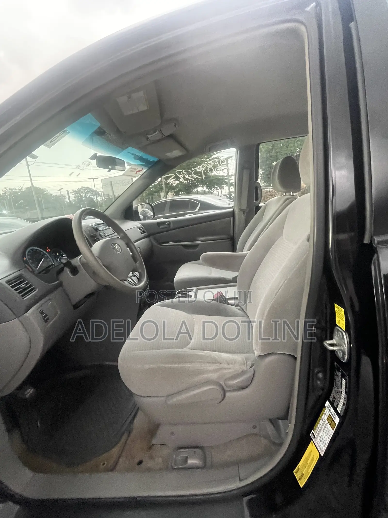 Toyota Sienna CE 8 Passenger 2010 Black