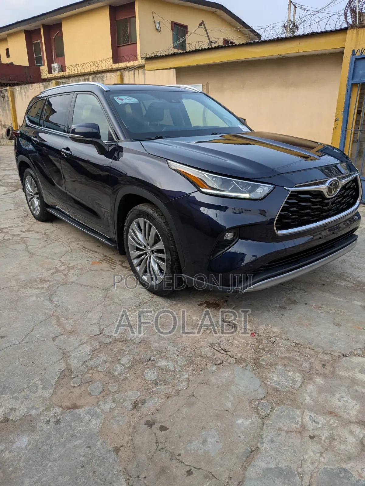 Toyota Highlander 2022 Blue
