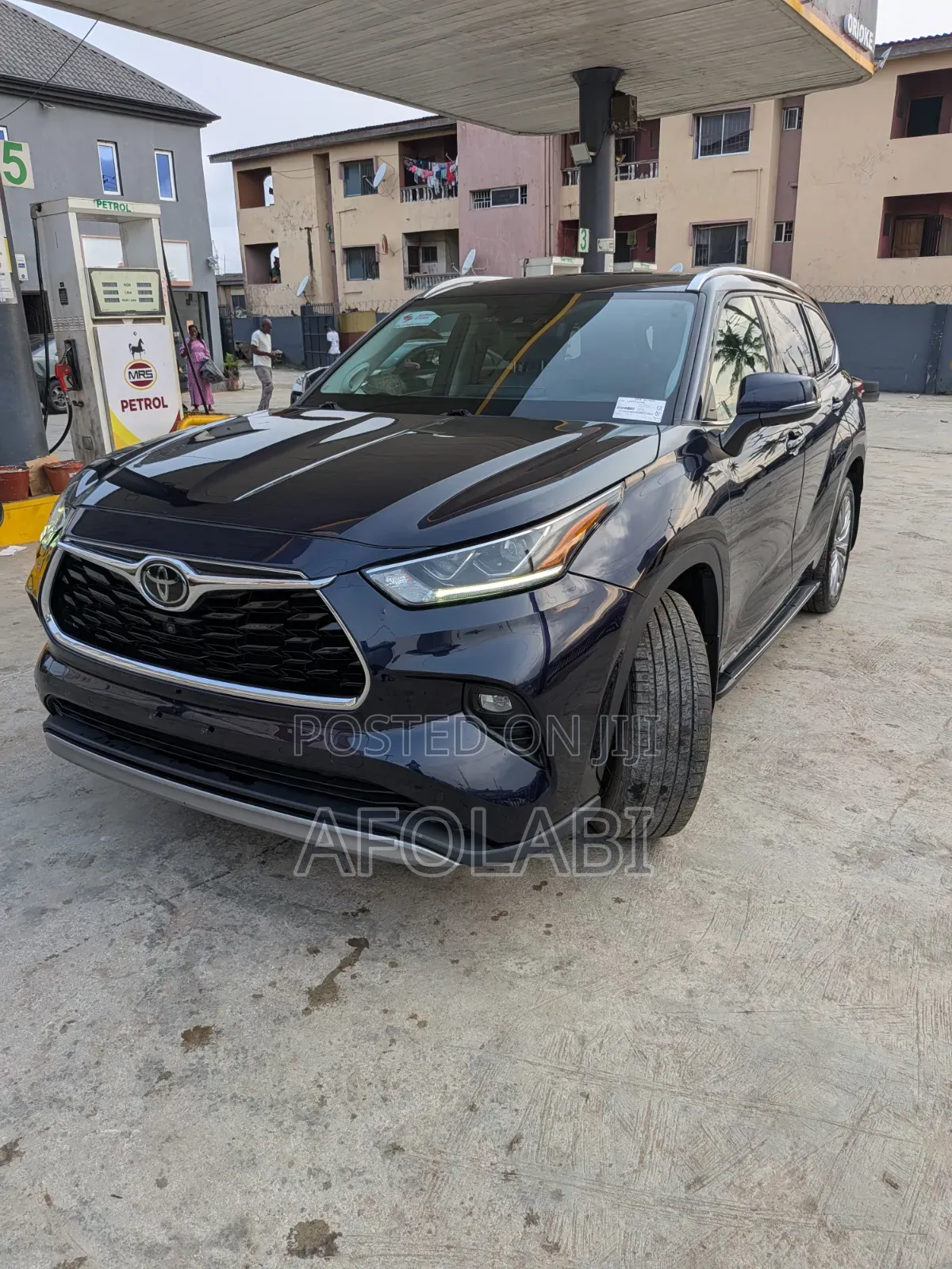 Toyota Highlander 2022 Blue