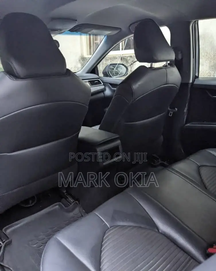 Toyota Camry 2018 Black