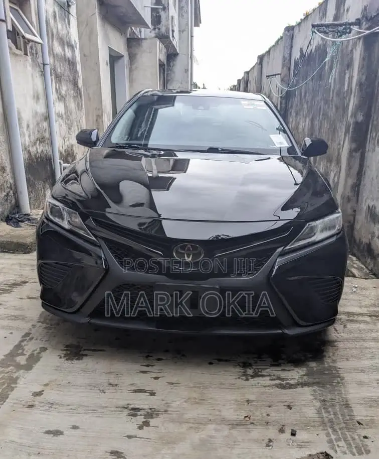 Toyota Camry 2018 Black
