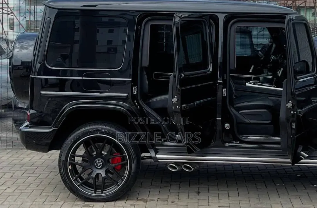 New Mercedes-Benz G-Class 2025 Black