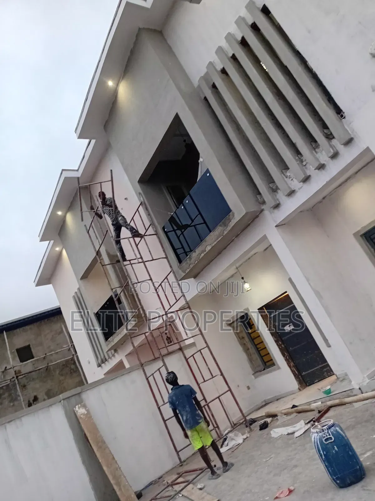 New Building Painting Services – Smooth Final Finish
