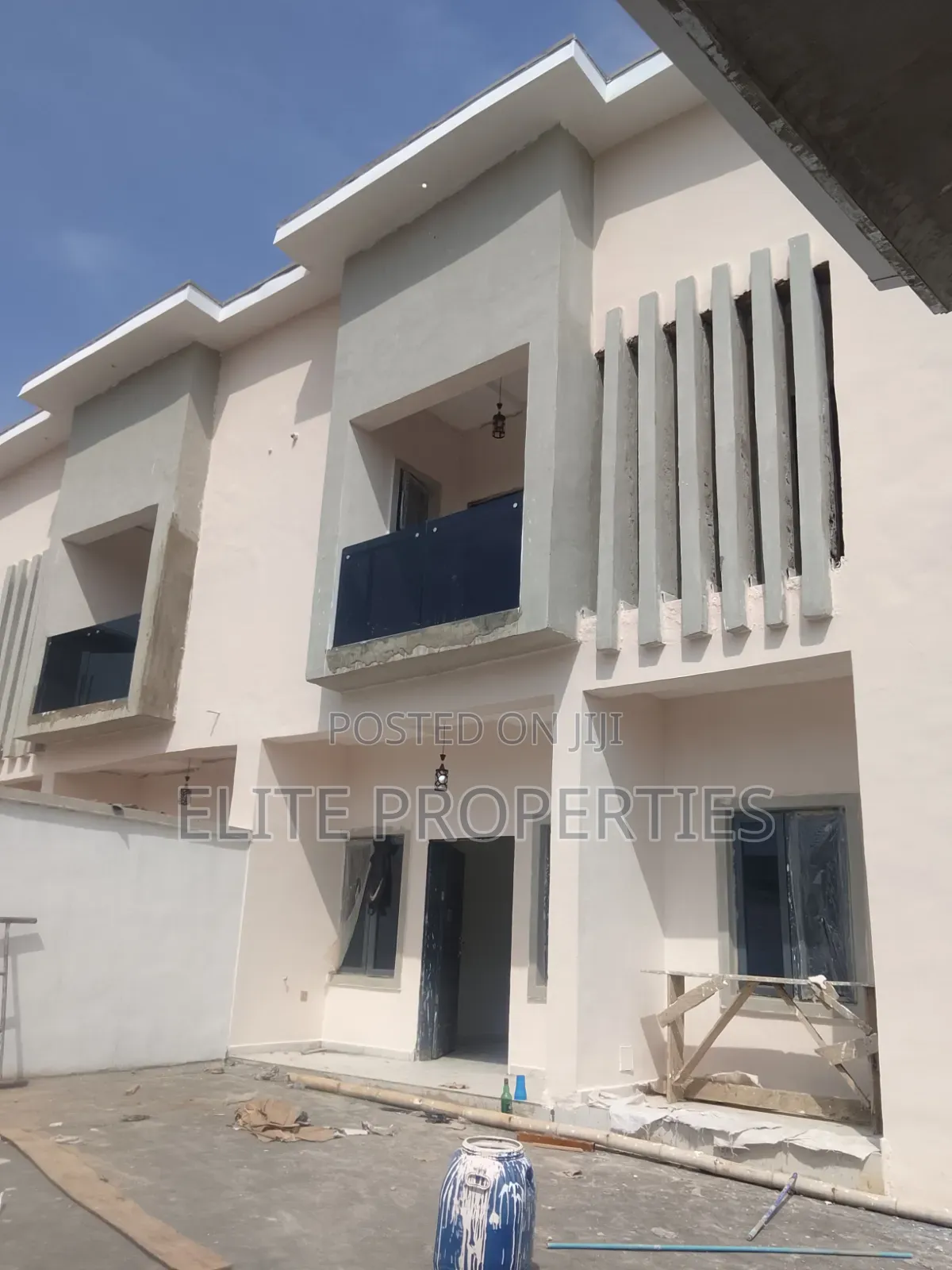 New Building Painting Services – Smooth Final Finish