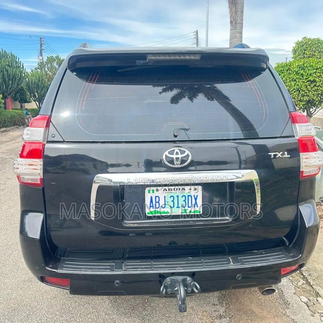 Toyota Land Cruiser Prado 2012 Black