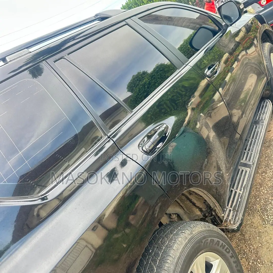 Toyota Land Cruiser Prado 2012 Black