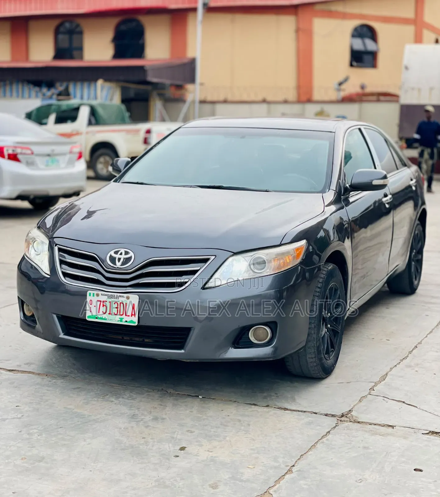 Toyota Camry XLE V6 4dr Sedan (3.5L 6cyl 6AM) 2008 Gray