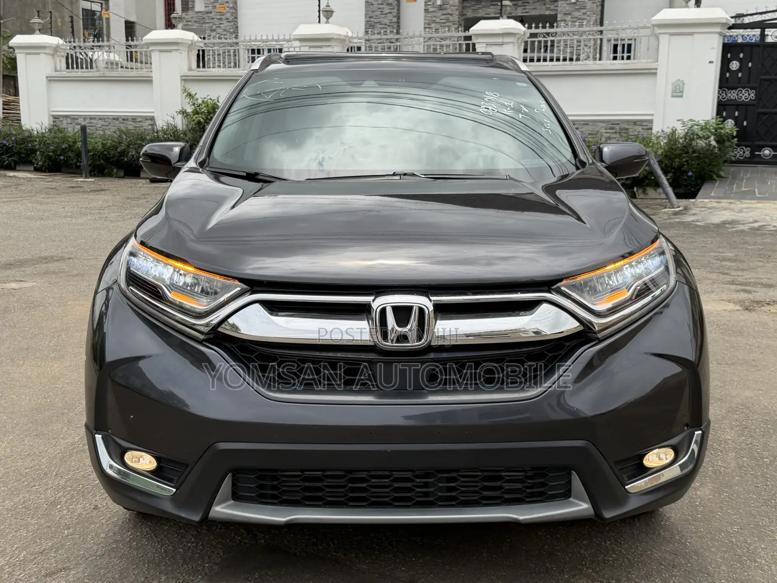 Honda CR-V Touring 4dr SUV AWD (1.5L 4cyl CVT) 2017 Gray