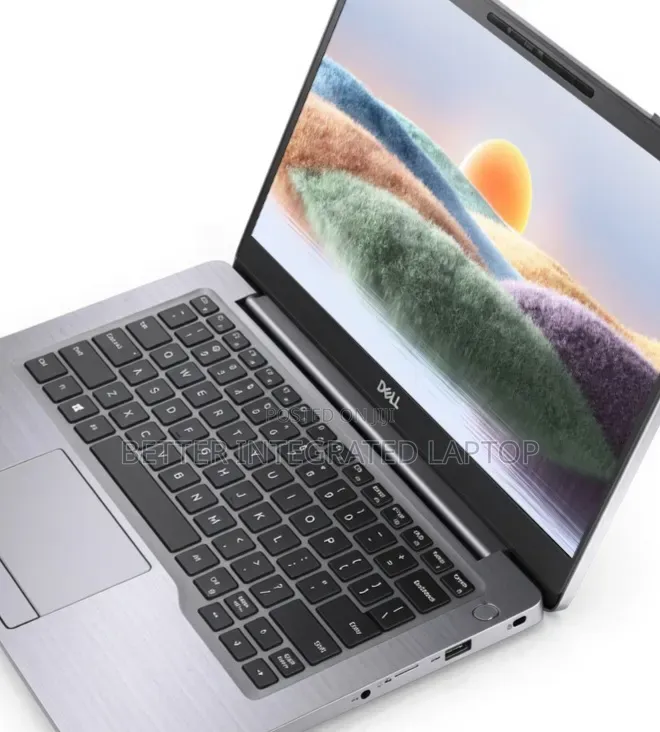 New Laptop Dell Latitude 9430 16GB Intel Core i5 SSD 512GB