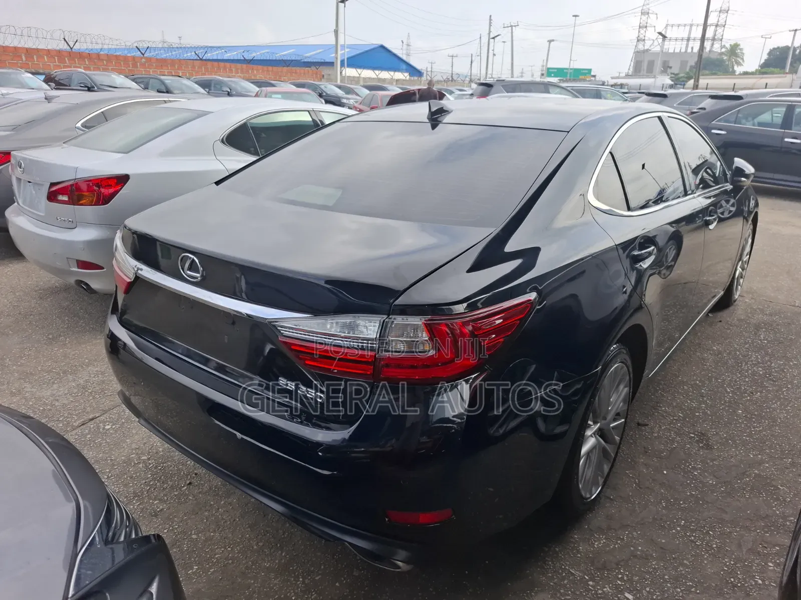 Lexus ES 2016 Black