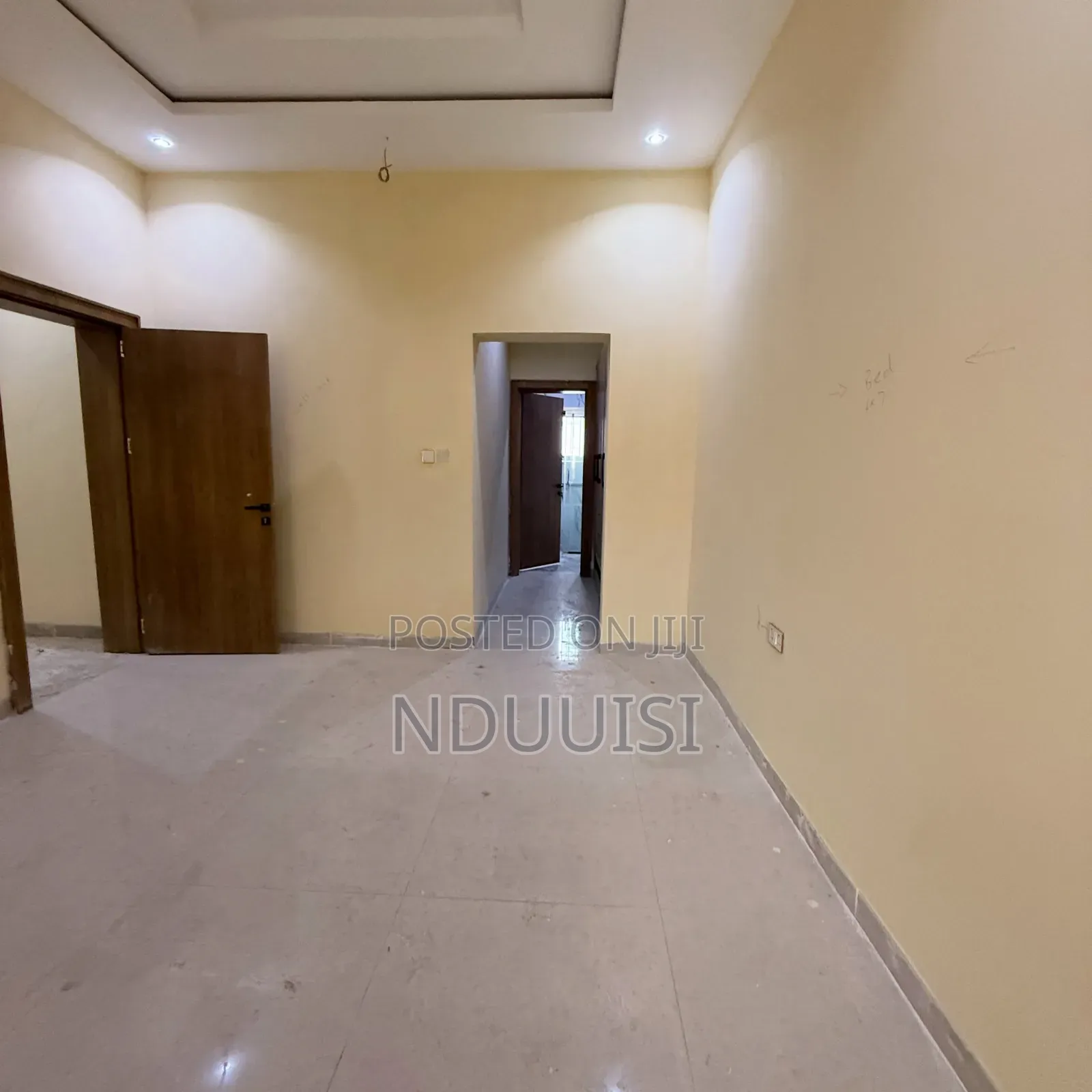 5bdrm Townhouse/Terrace in Guzape District for sale