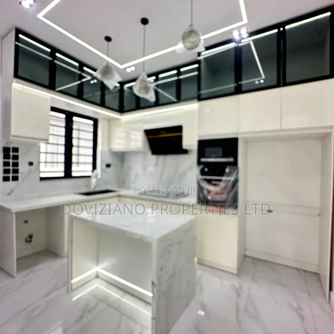 4bdrm Duplex in Off Lekki-Epe Expressway for sale