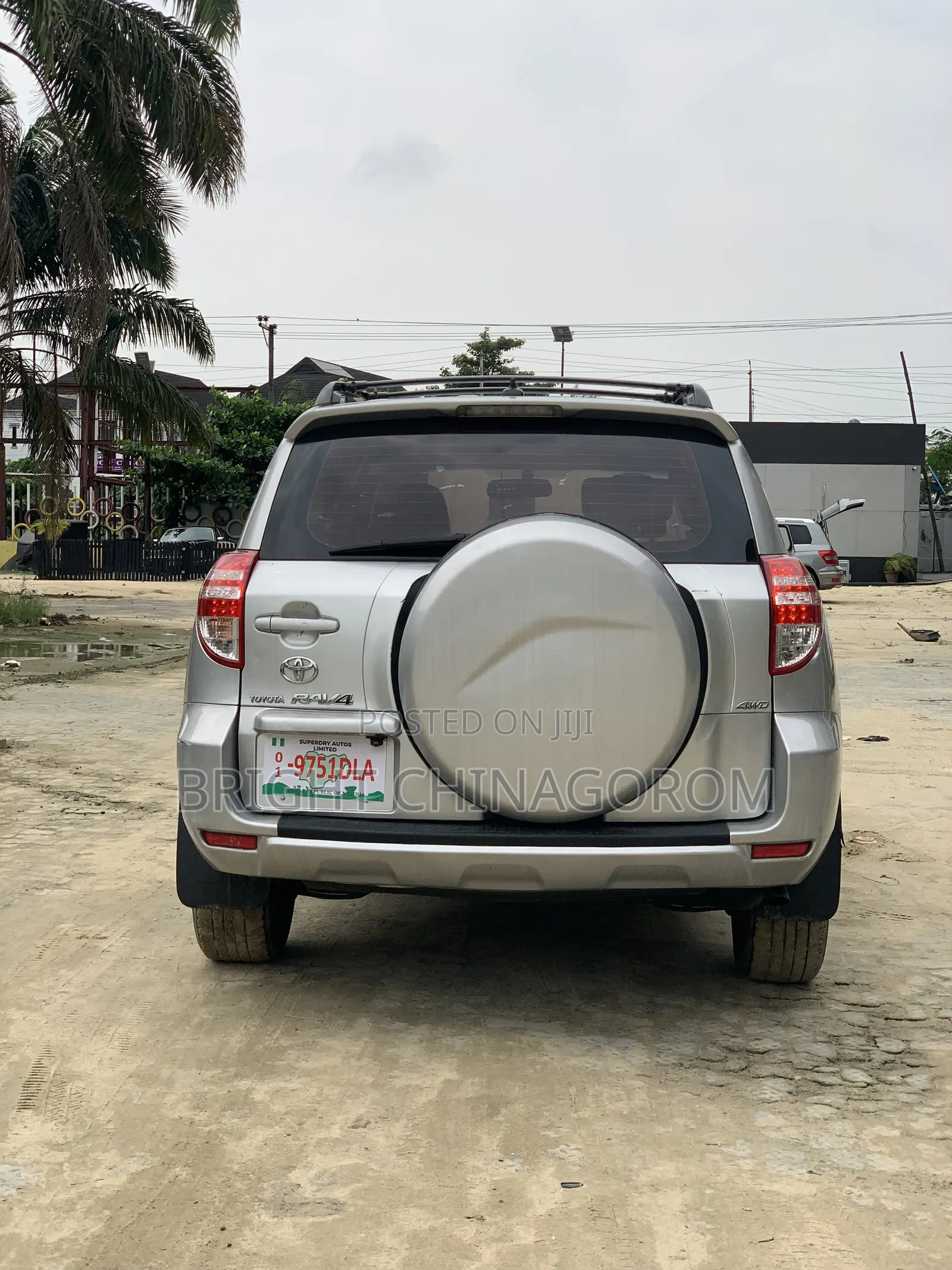 Toyota RAV4 2010 Silver