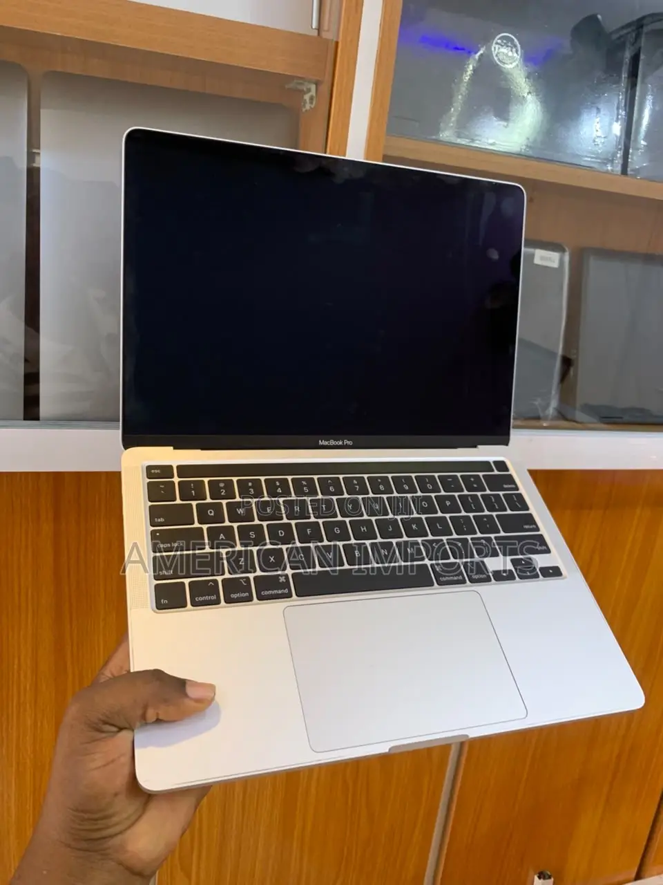 Laptop Apple MacBook Pro 2020 16GB Intel Core i7 SSD 500GB