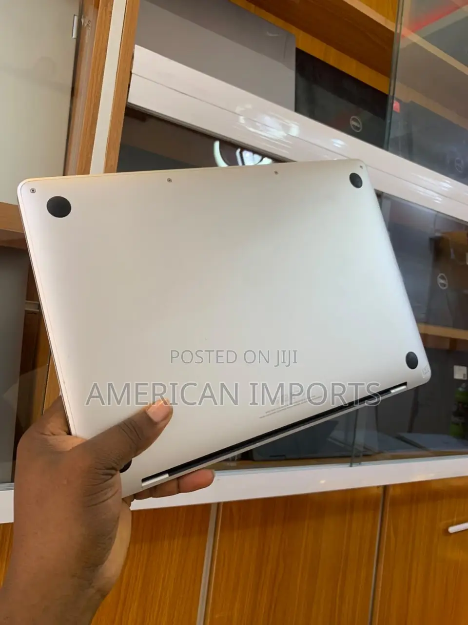 Laptop Apple MacBook Pro 2020 16GB Intel Core i7 SSD 500GB