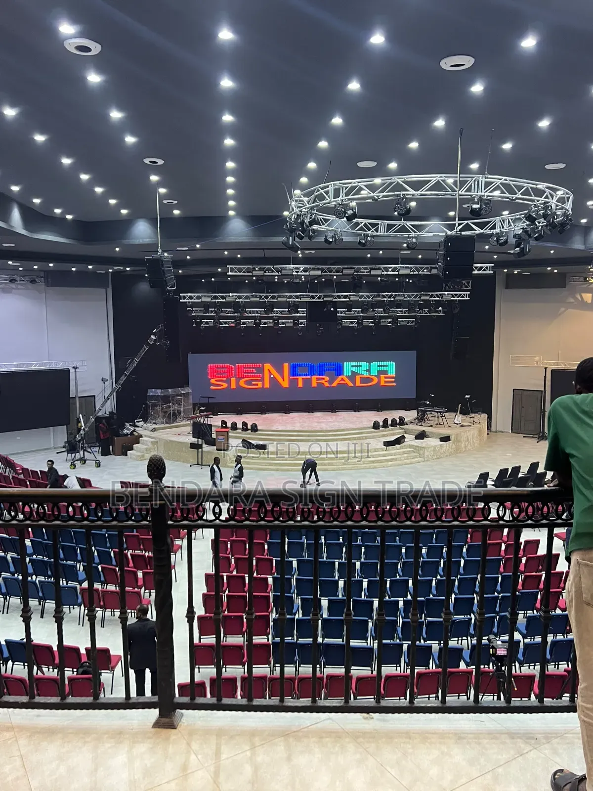 Indoor Led Screen 80sqm (Cabinet)